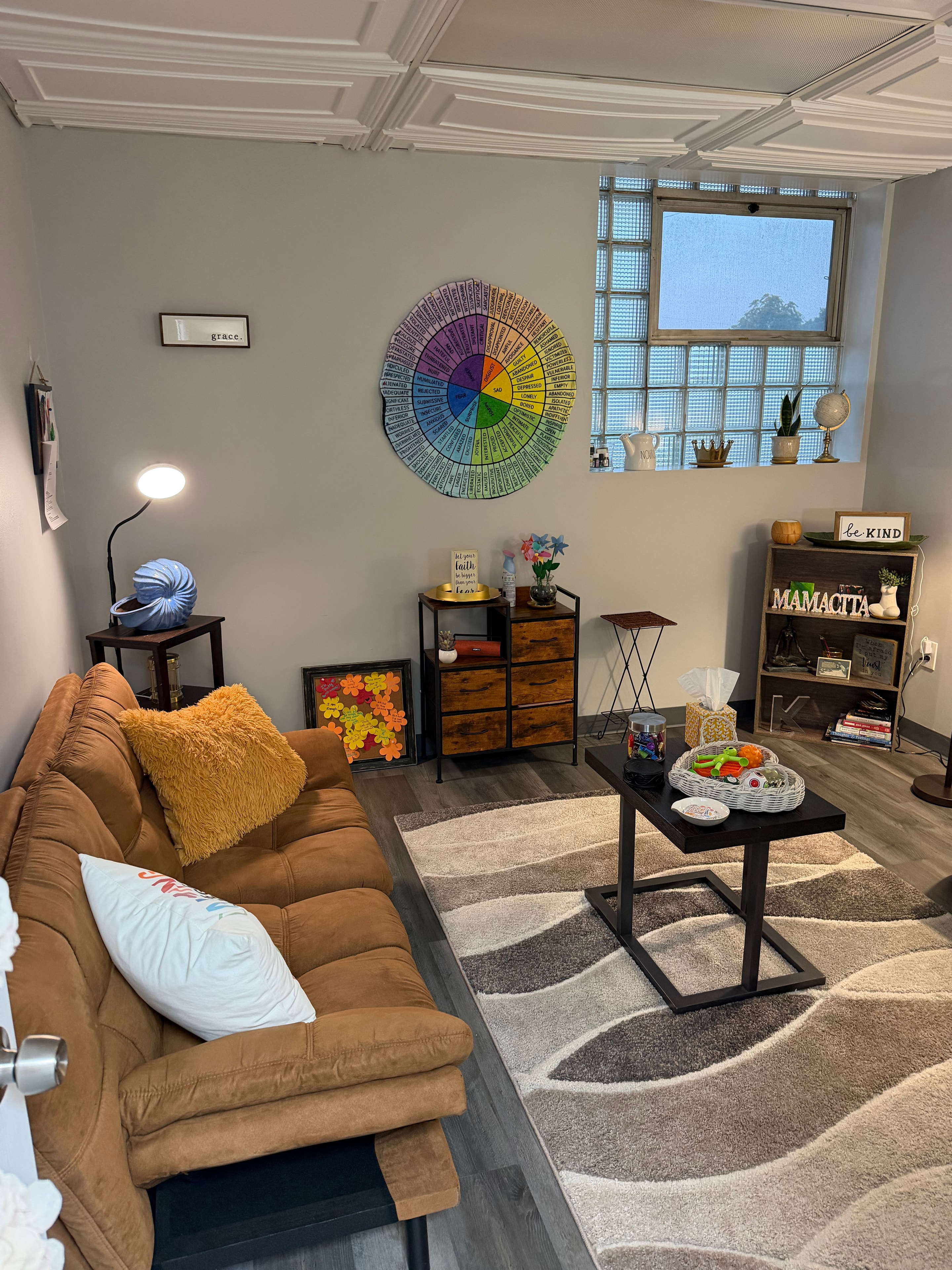 Ms. Khristina Pabón's office — photo 1