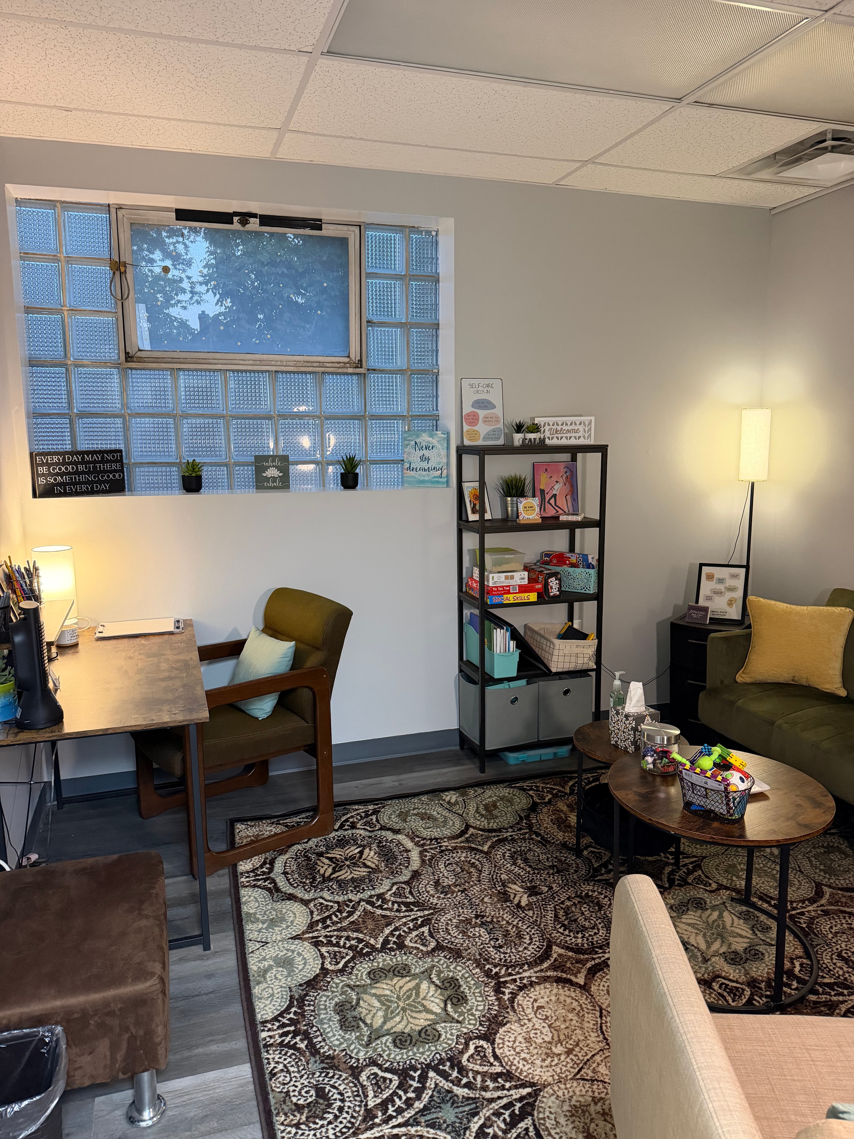 Scharma Banks's office — photo 2